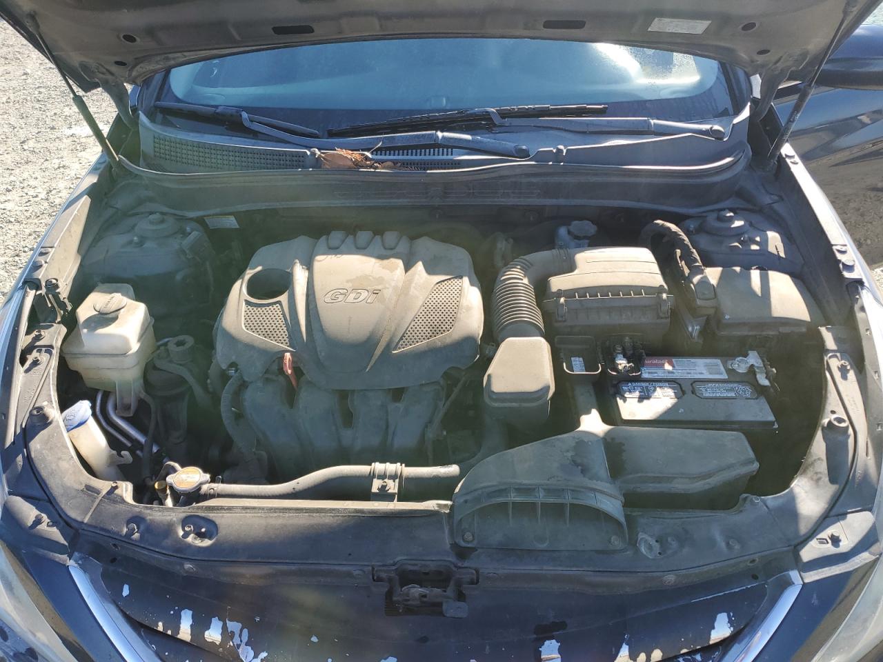 2011 Hyundai Sonata - Image 12