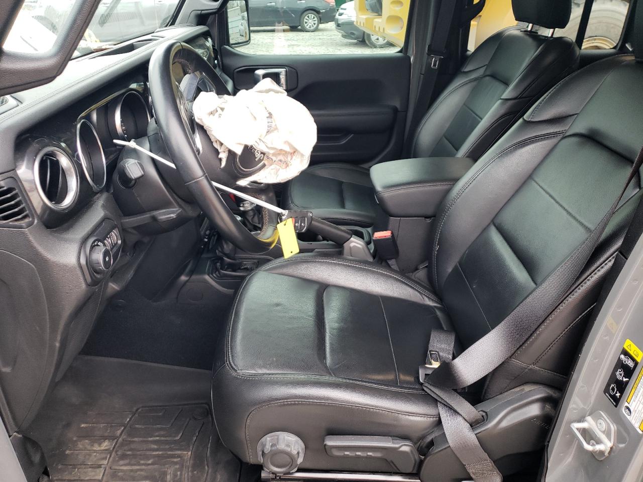 2021 Jeep Wrangler - Image 7