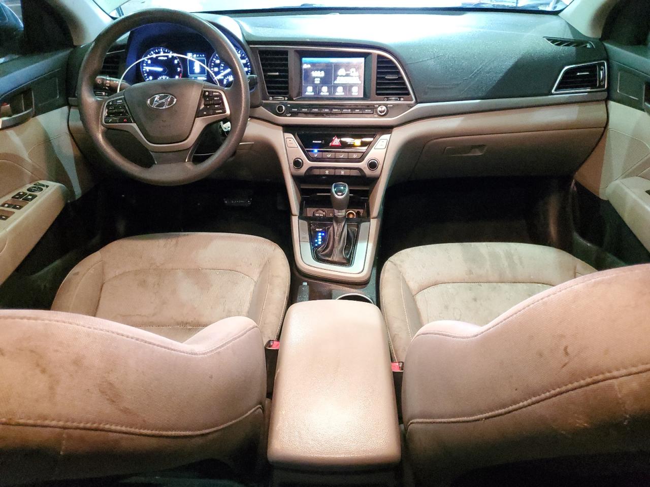 2018 Hyundai Elantra - Image 8