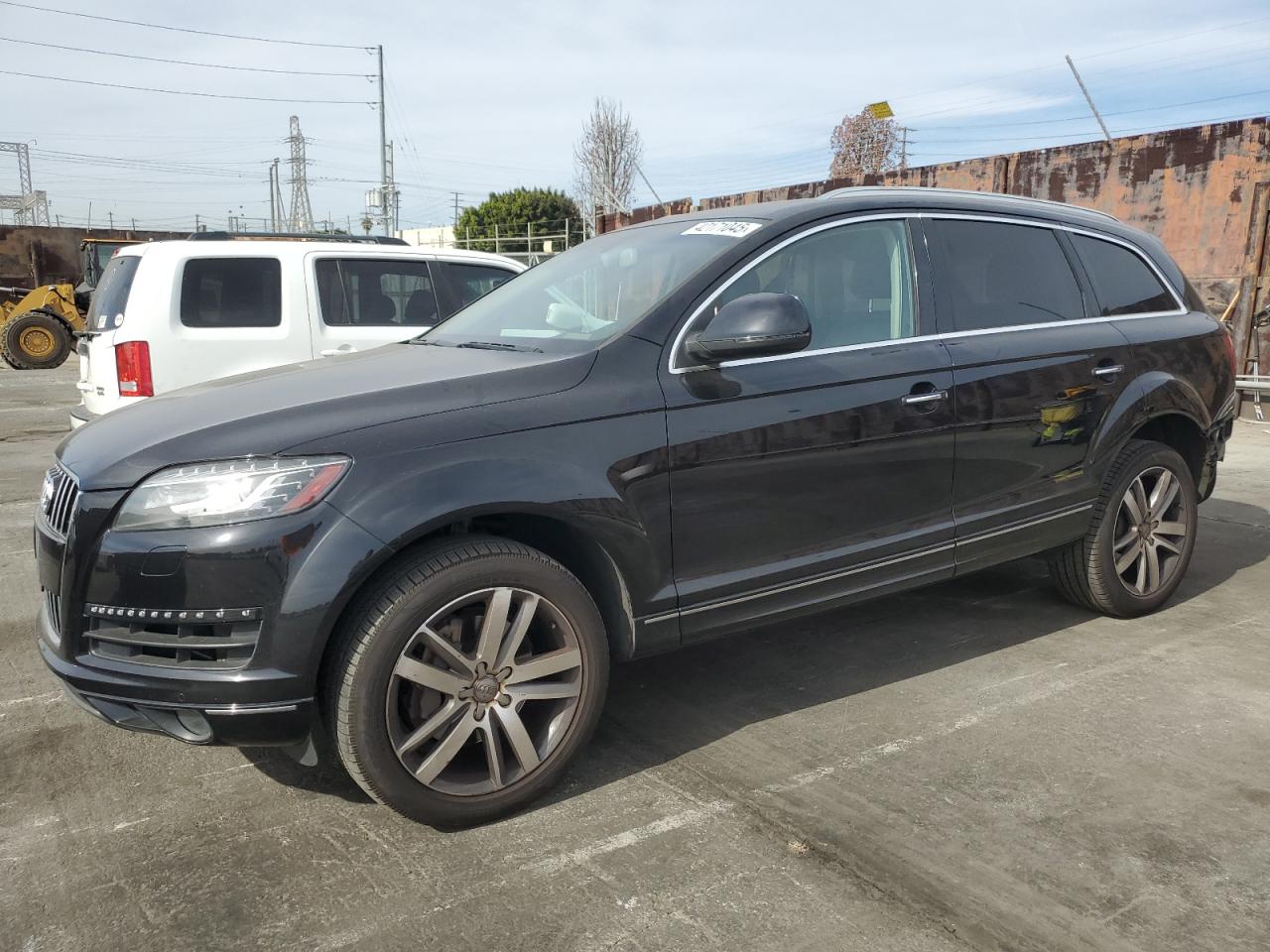 2015 Audi Q7 - Image 1