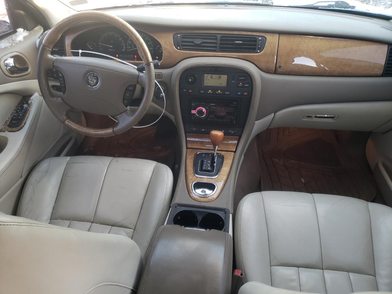 2003 Jaguar S-Type - Image 8