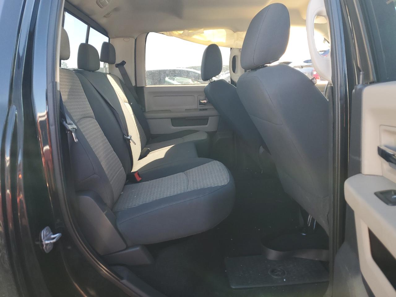 2009 Dodge RAM - Image 10