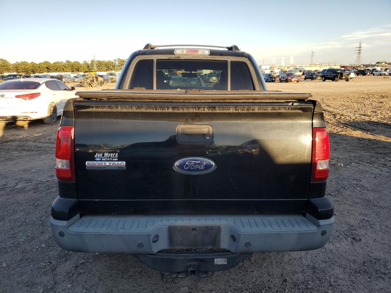 2010 Ford Explorer - Image 6