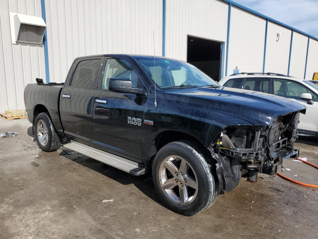 2013 RAM 1500 - Image 4