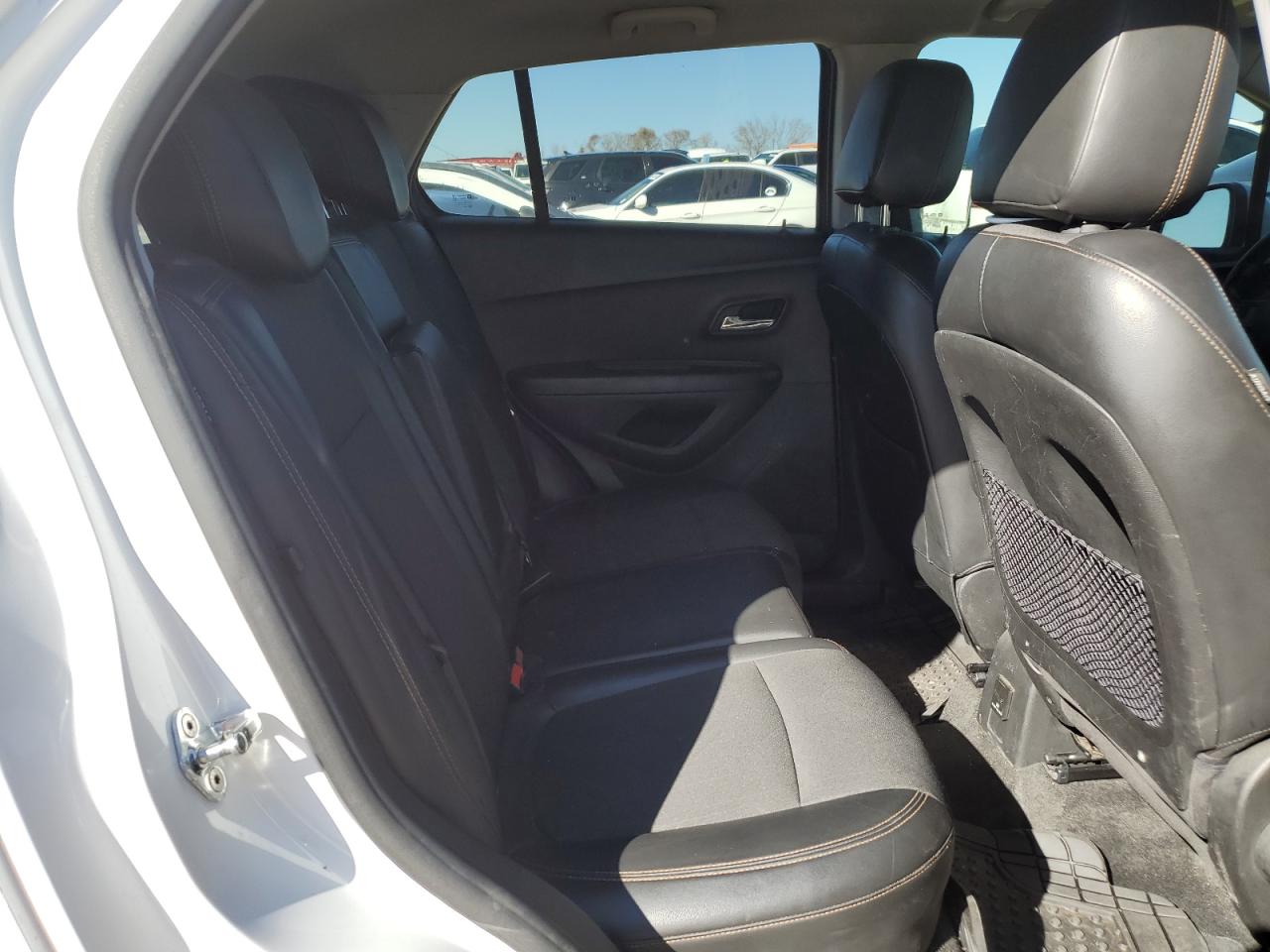 2019 Chevrolet Trax - Image 11