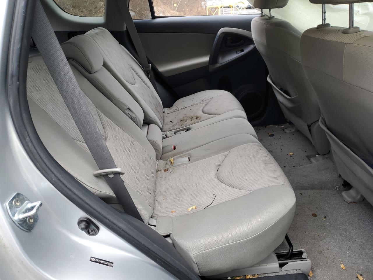 2012 Toyota RAV 4 - Image 10