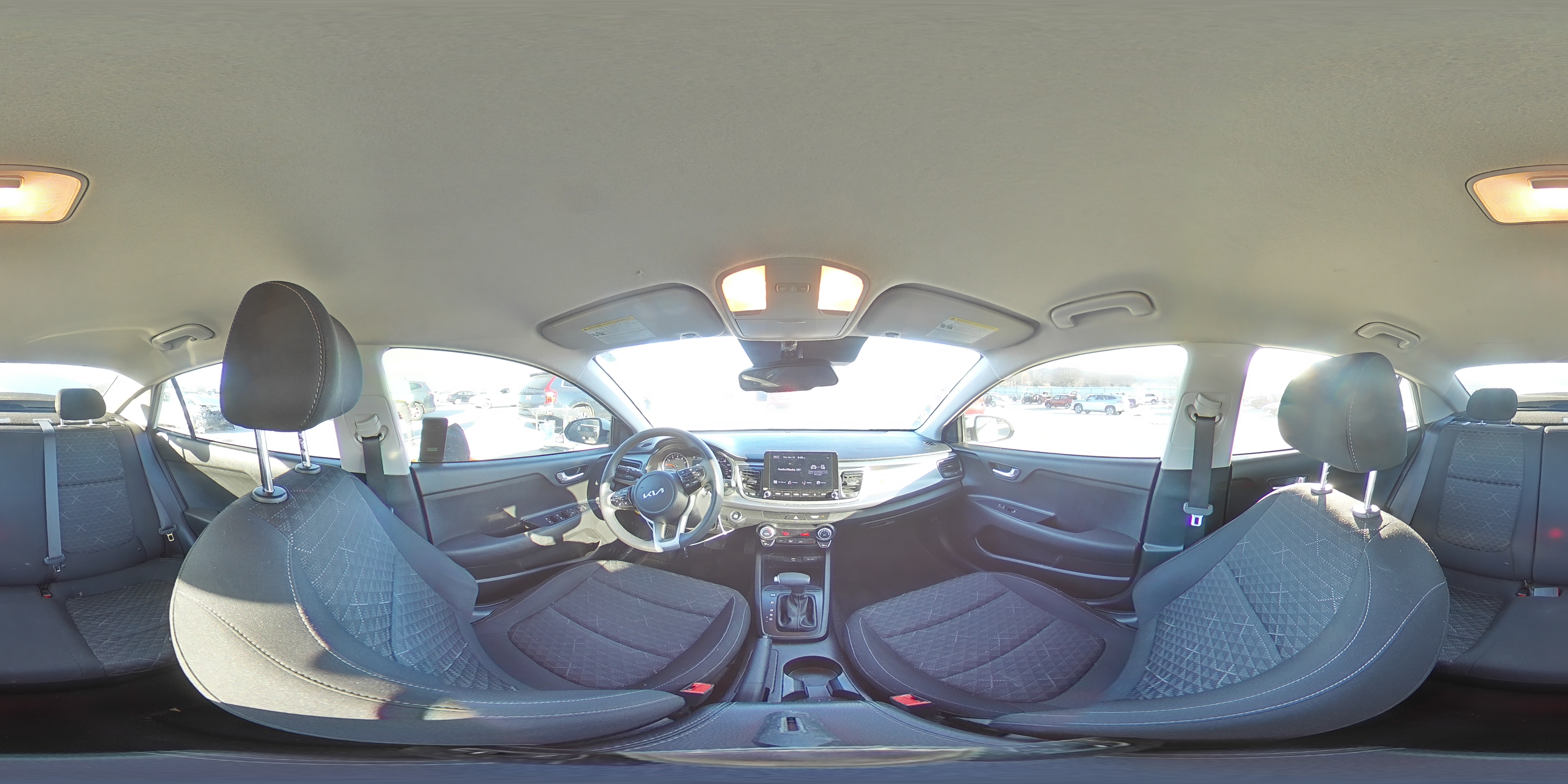 2023 Kia Rio - Image 12