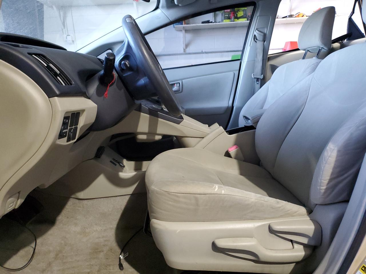 2010 Toyota Prius - Image 7