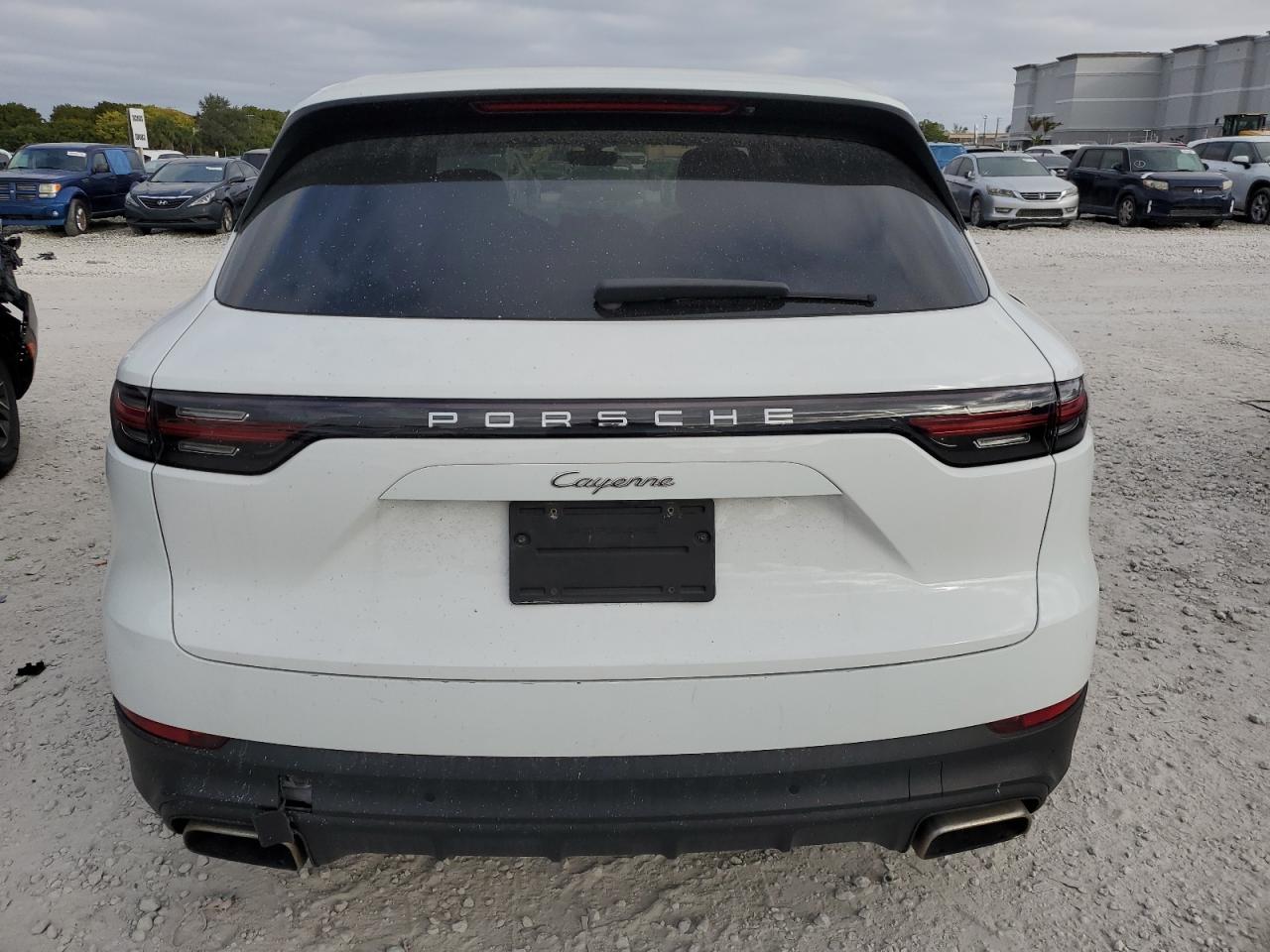 2019 Porsche Cayenne - Image 6