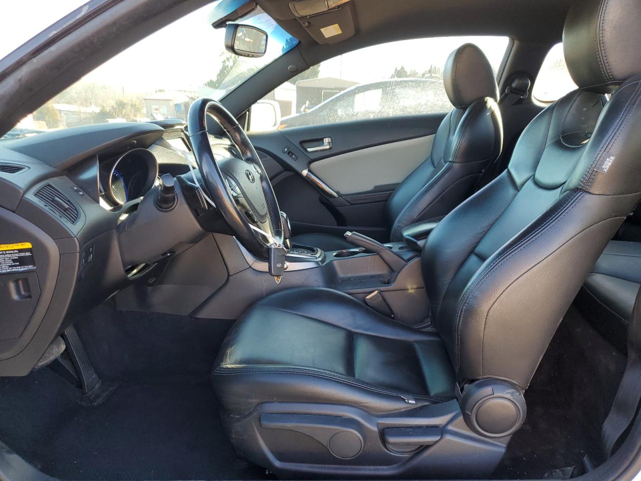 2015 Hyundai Genesis - Image 7