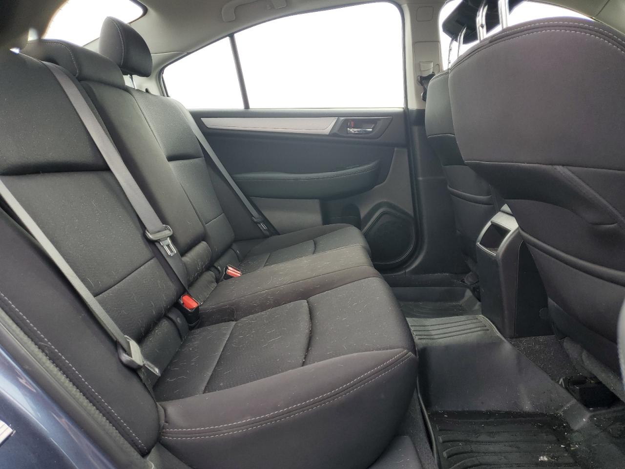 2016 Subaru Legacy - Image 10