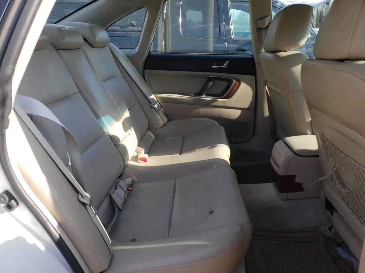 2007 Subaru Legacy - Image 10