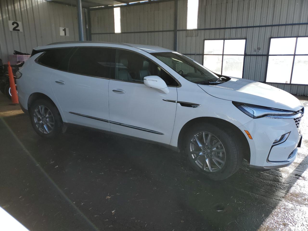 2022 Buick Enclave - Image 4