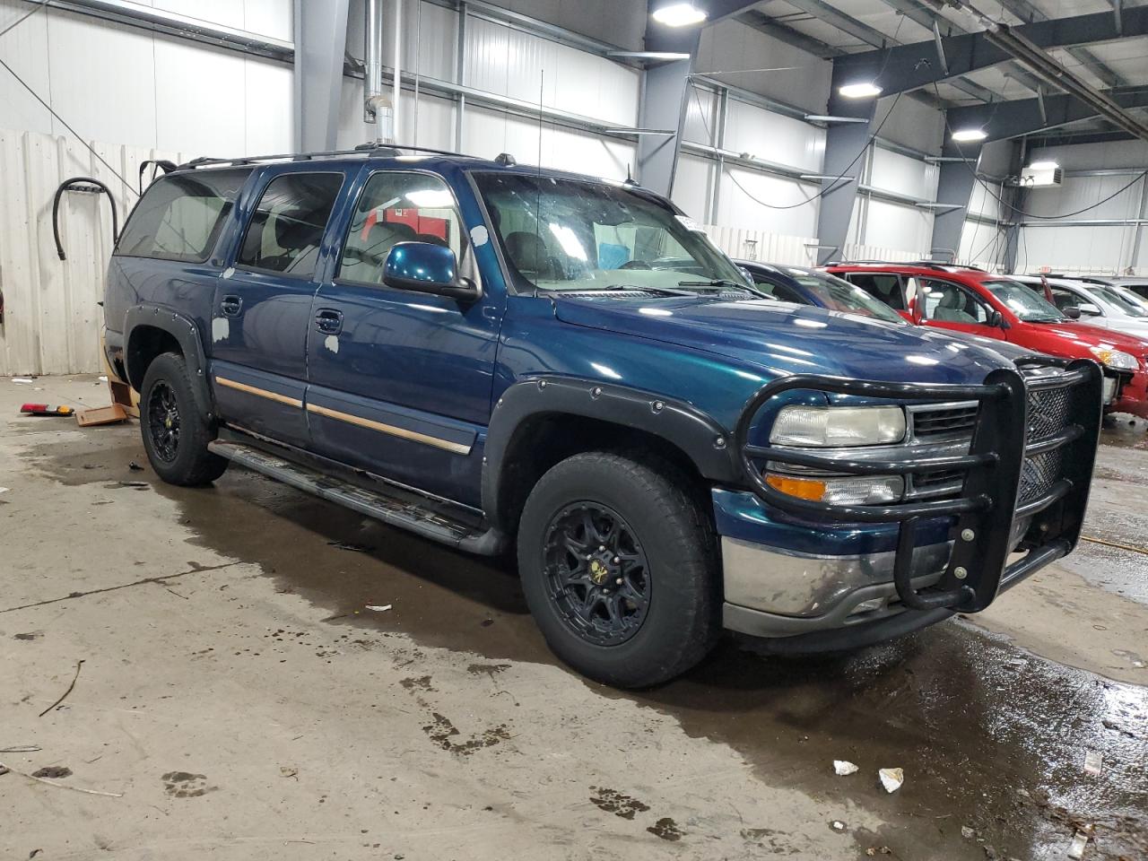 2005 Chevrolet Suburban - Image 4