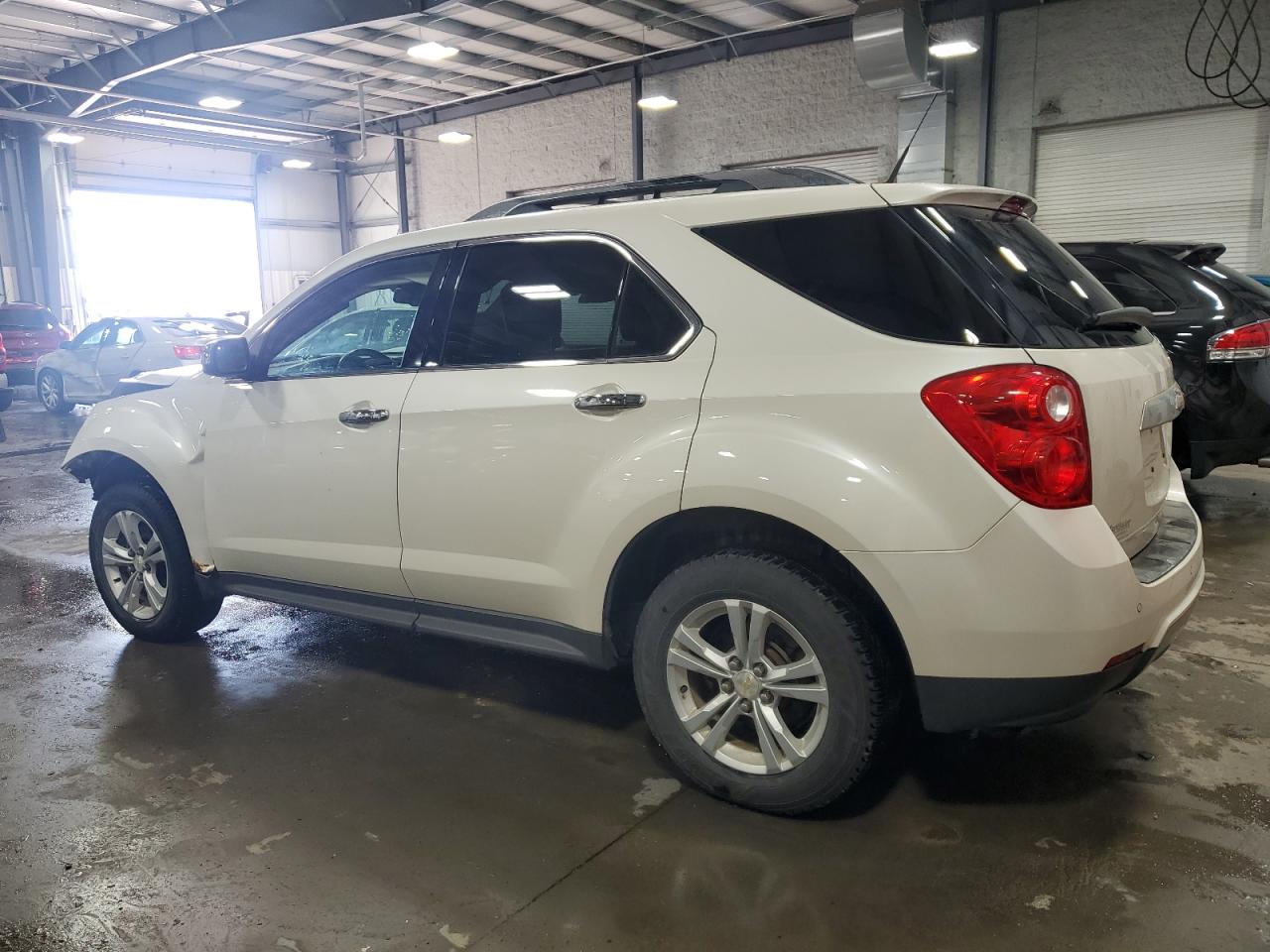 2013 Chevrolet Equinox - Image 2