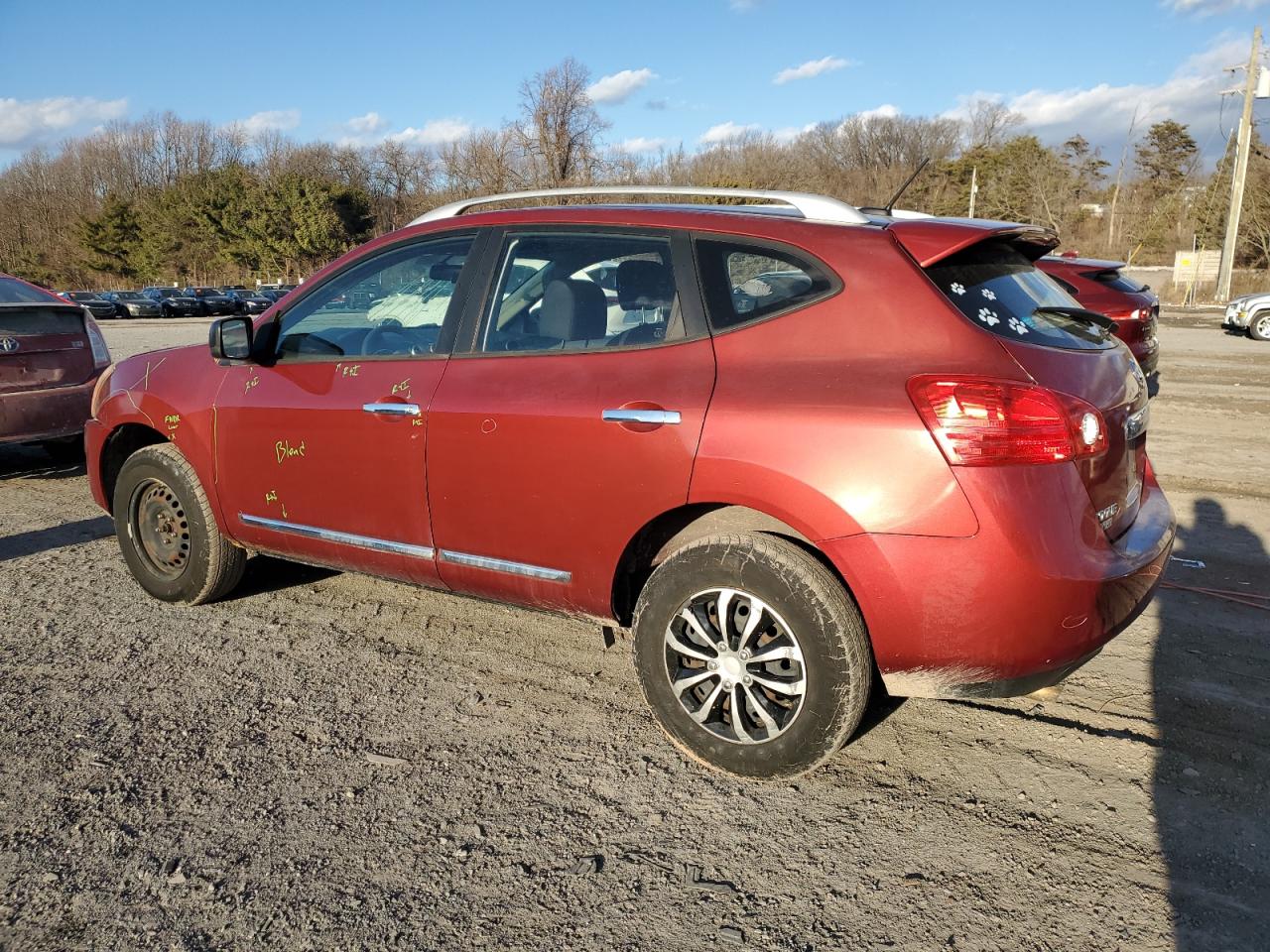 2014 Nissan Rogue - Image 2