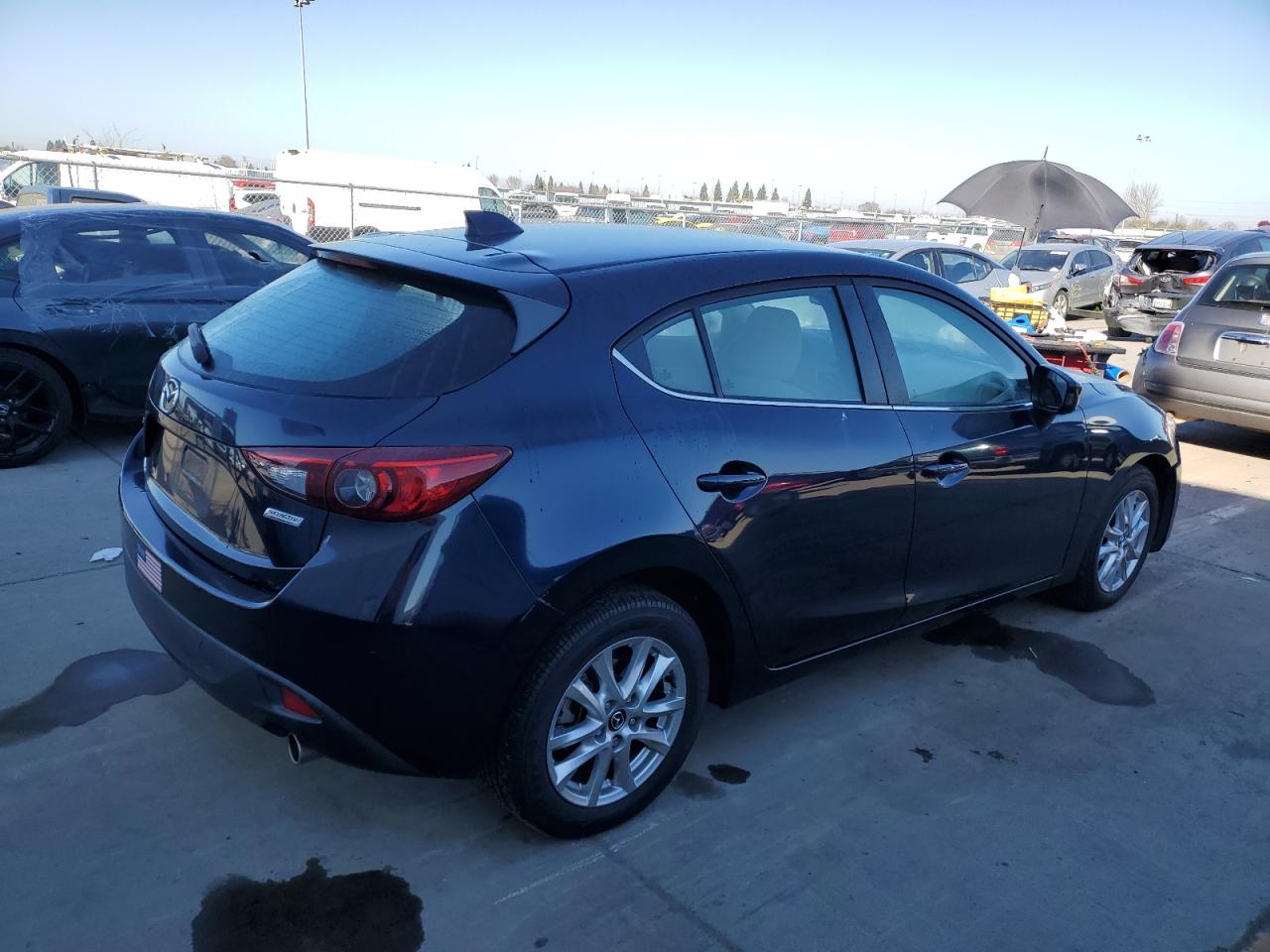 2014 Mazda 3 - Image 3
