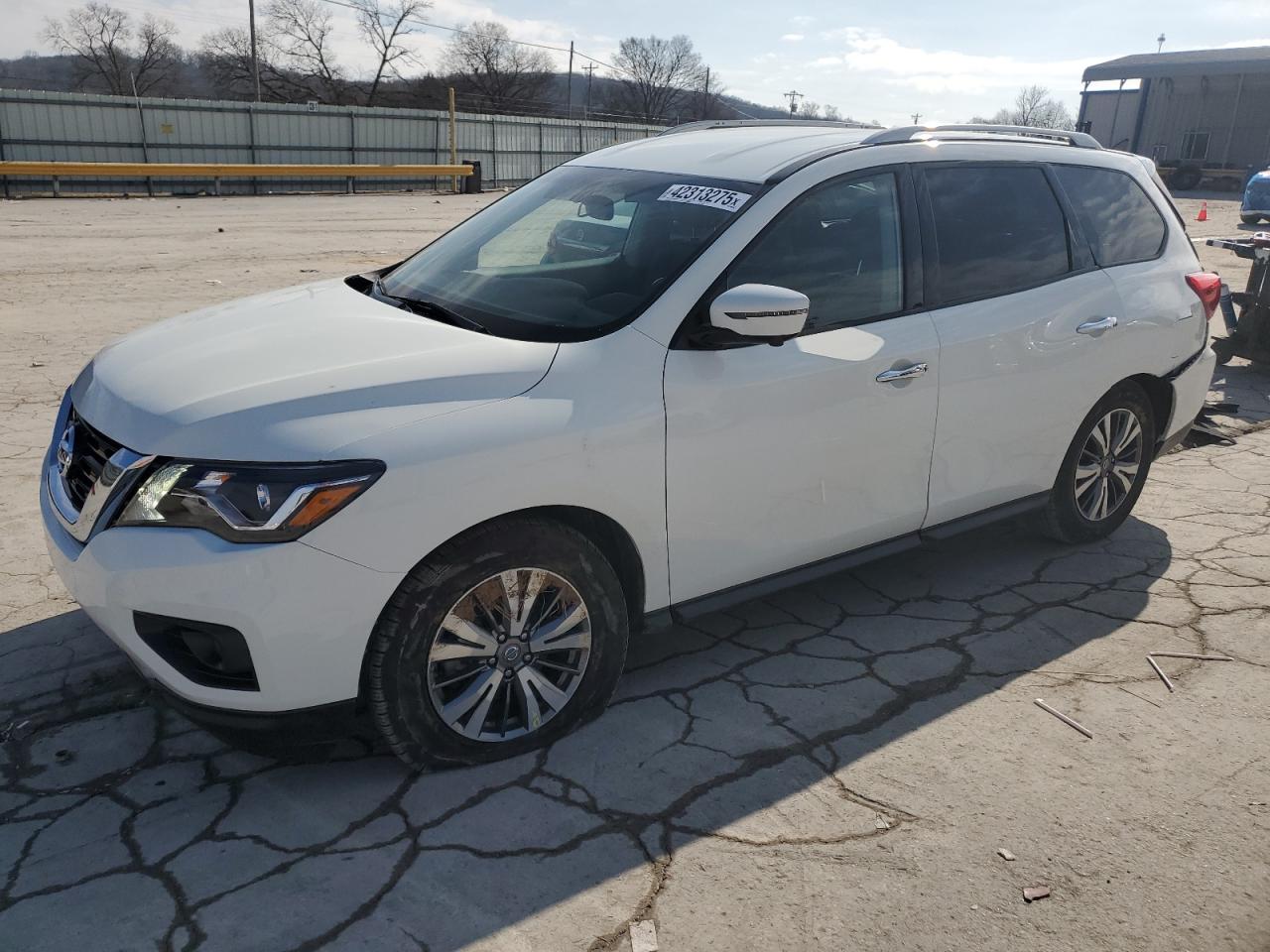 2020 Nissan Pathfinder - Image 1