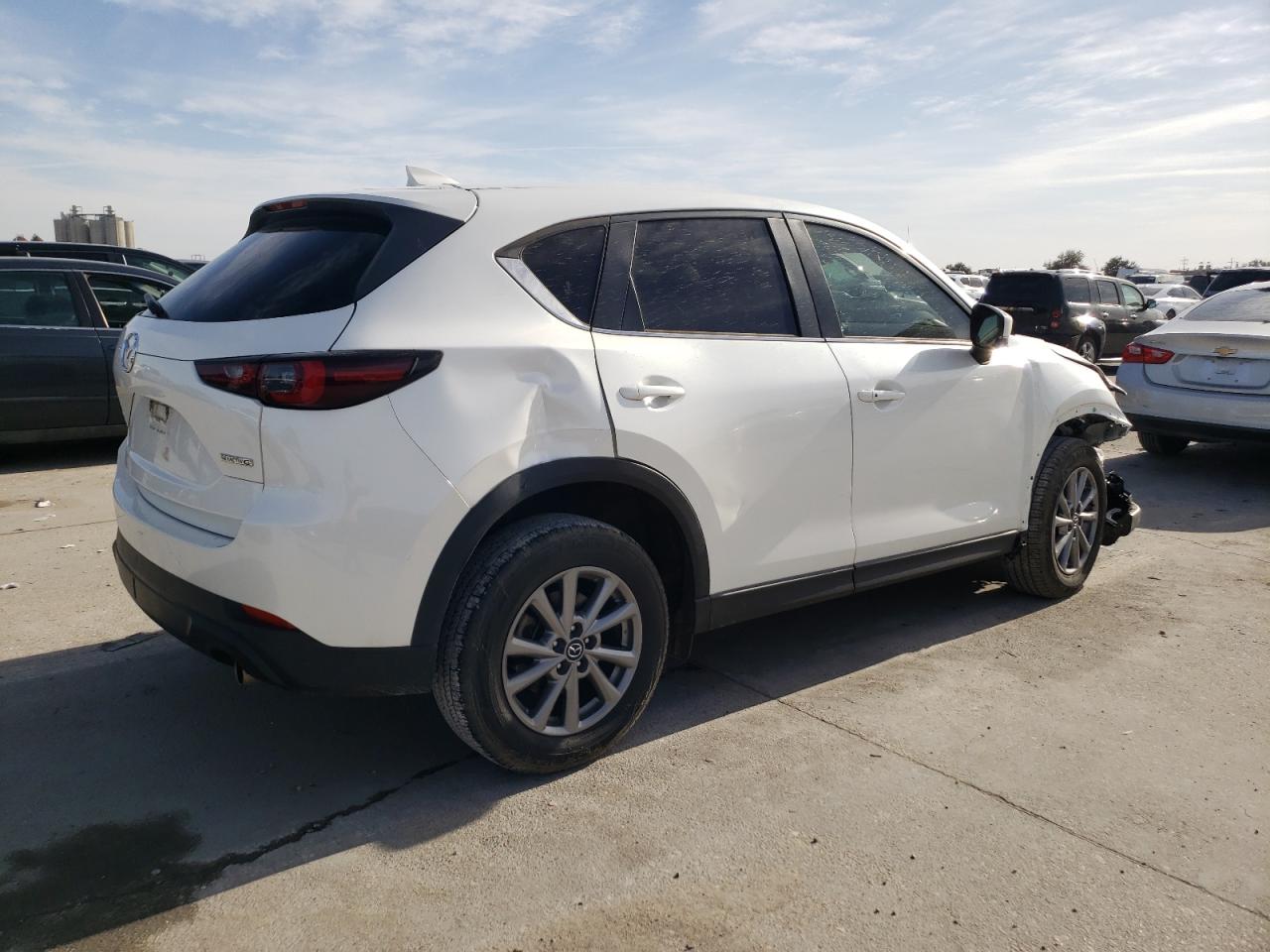 2022 Mazda CX-5 - Image 3