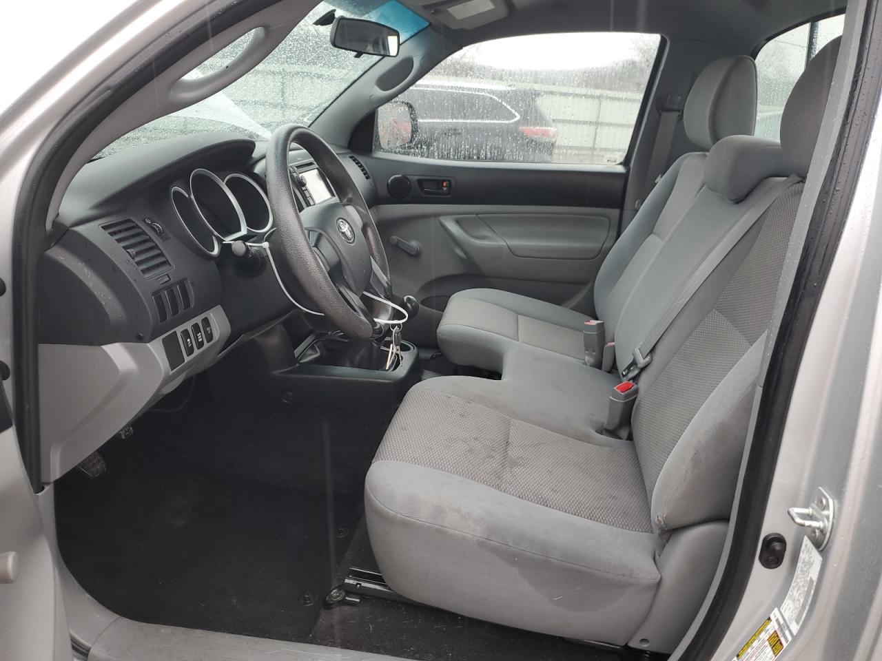 2013 Toyota Tacoma - Image 7