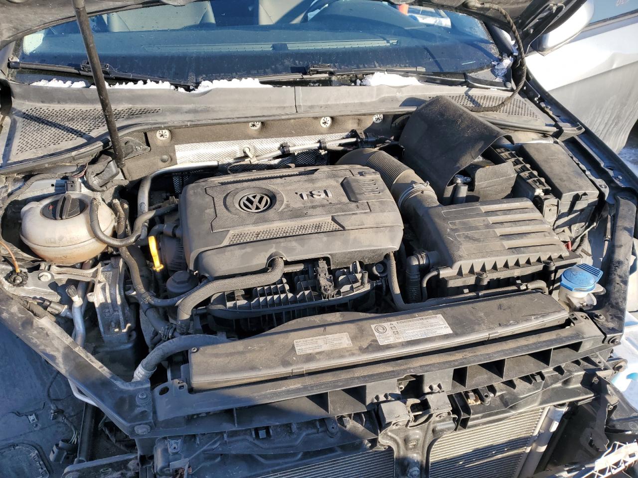 2016 Volkswagen Golf - Image 11