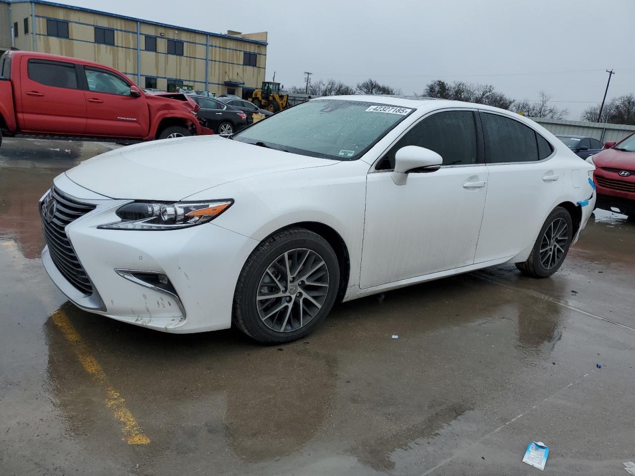 2018 Lexus ES - Image 1