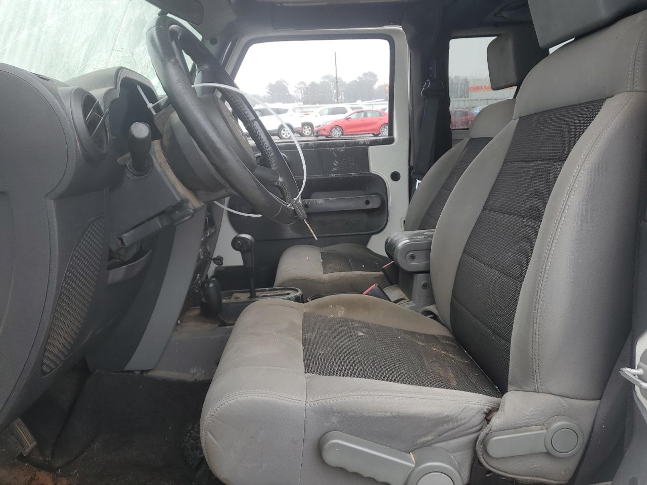 2009 Jeep Wrangler - Image 7