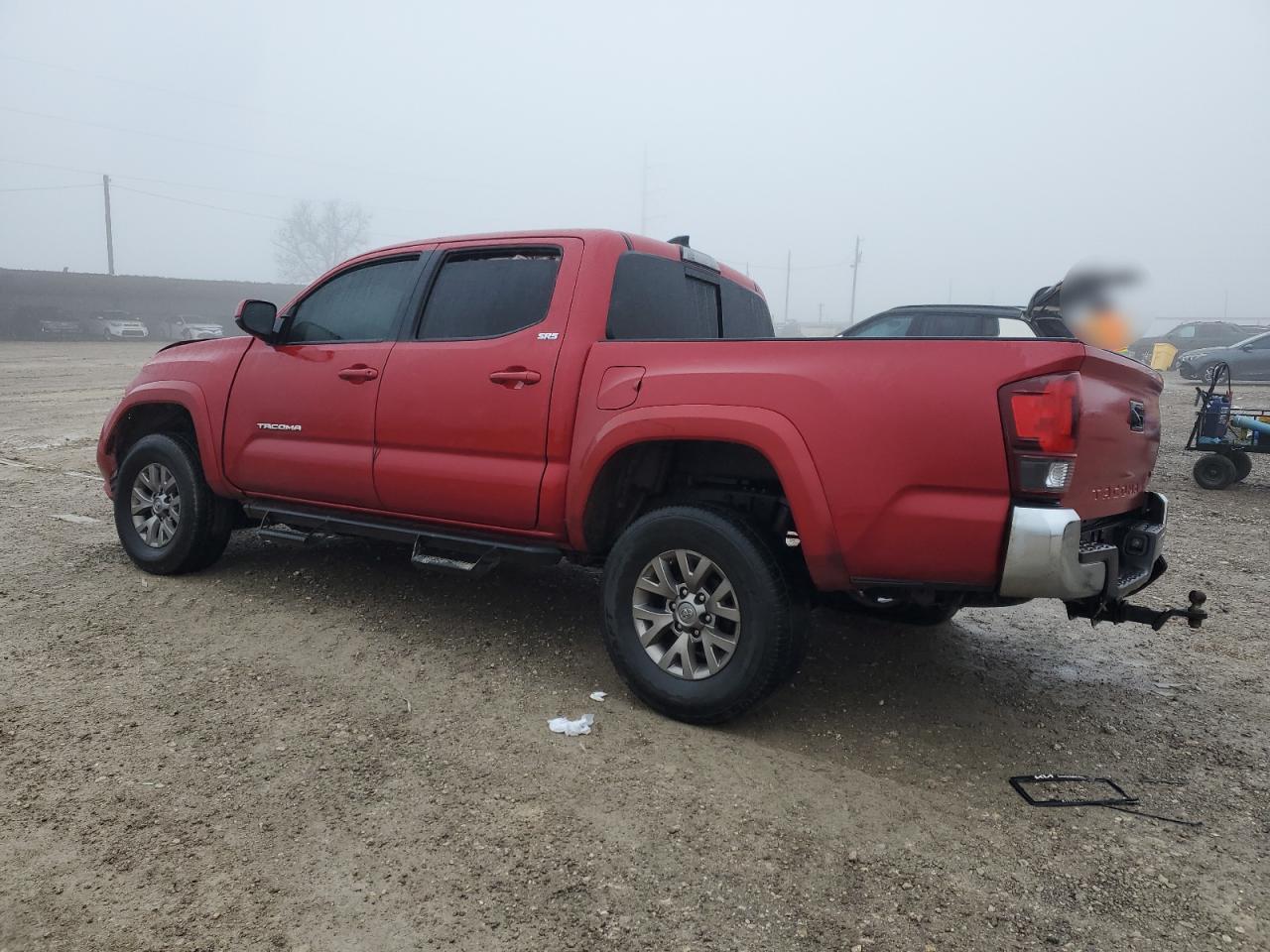 2018 Toyota Tacoma - Image 2