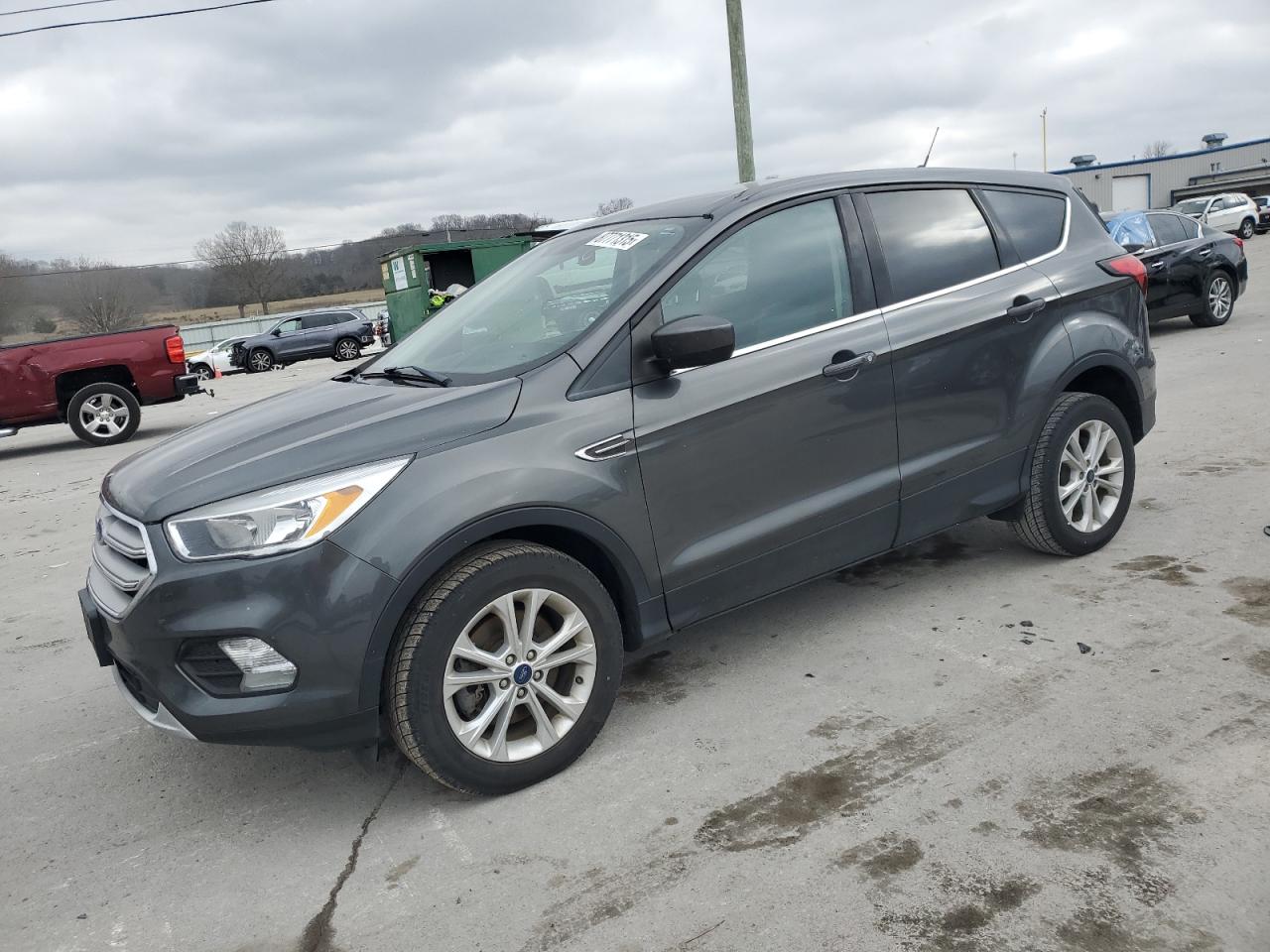 VIN 1FMCU9GD0KUC33916 2019 FORD ESCAPE no.1