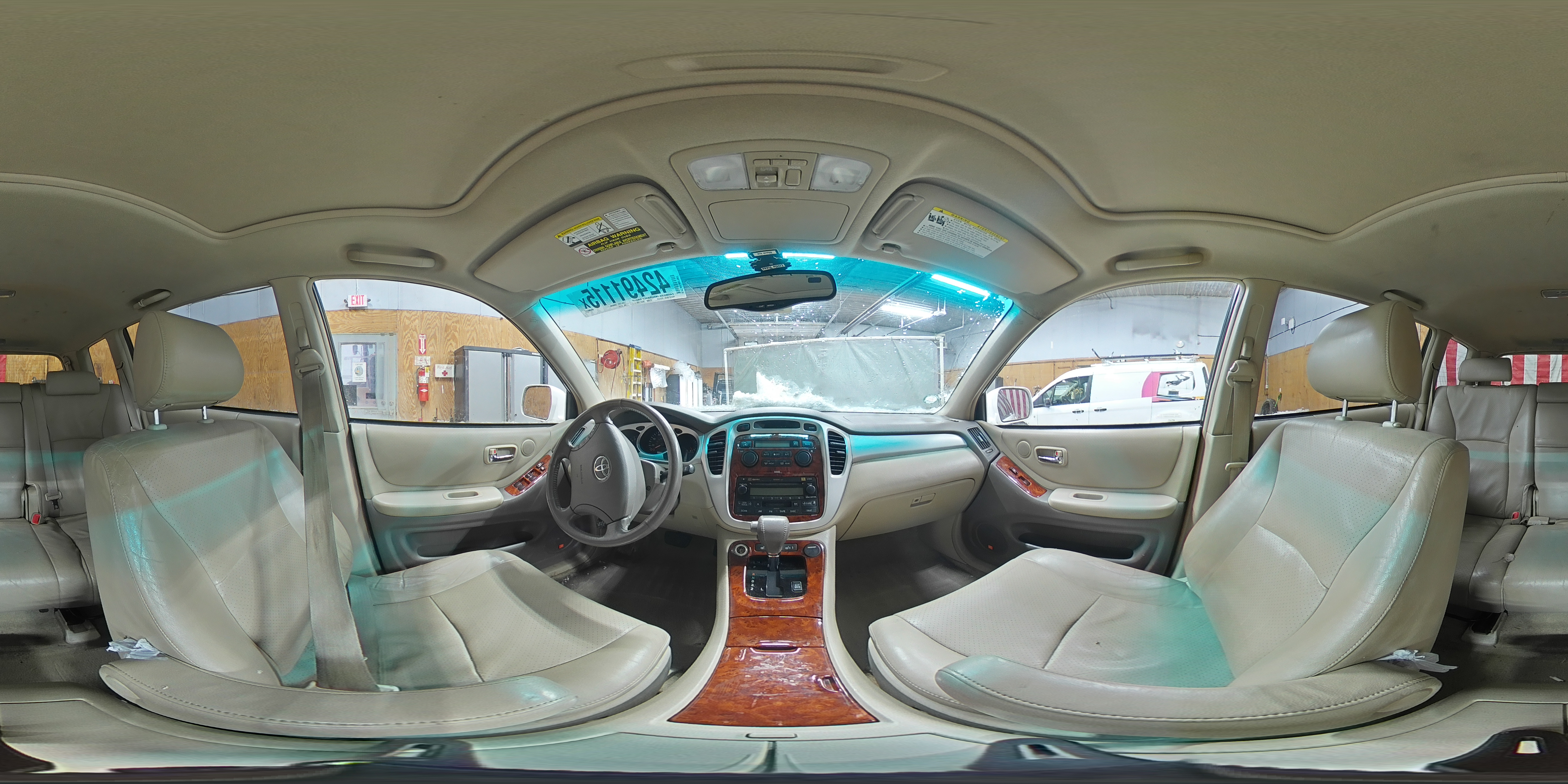 2006 Toyota Highlander - Image 13