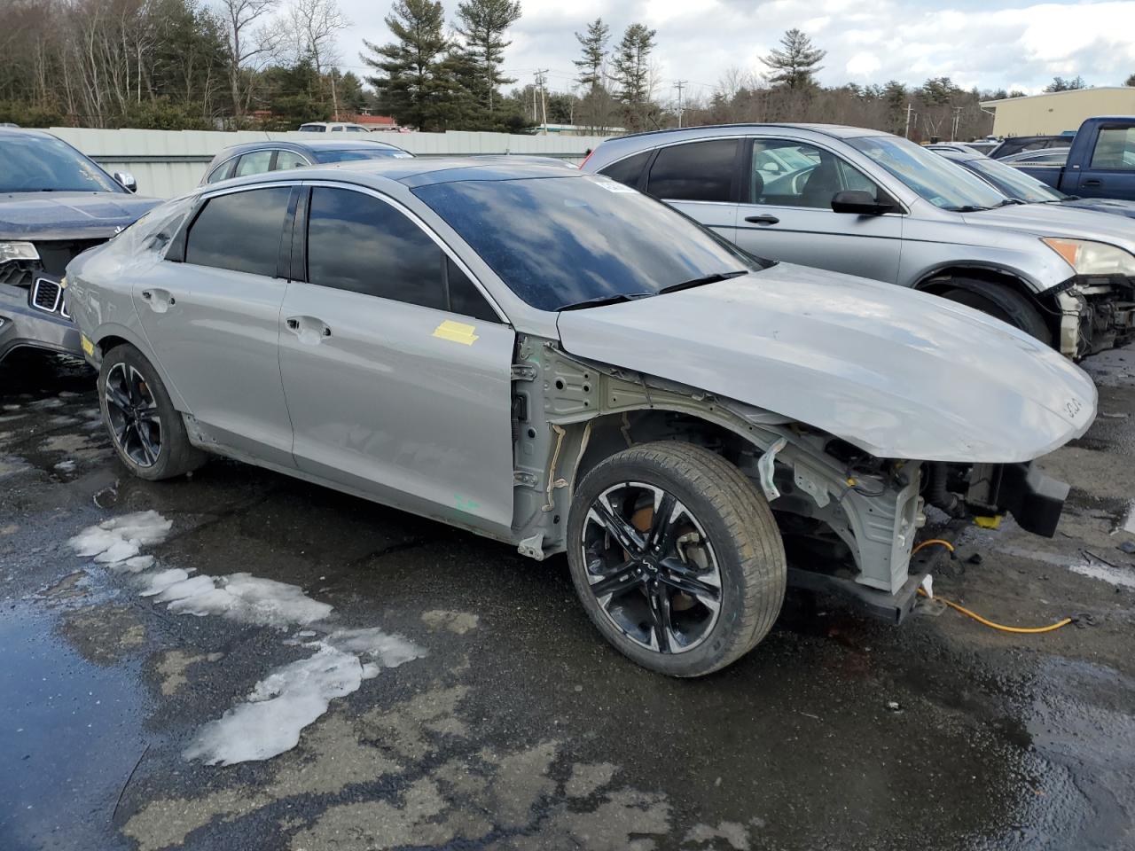 2022 Kia K5 - Image 4