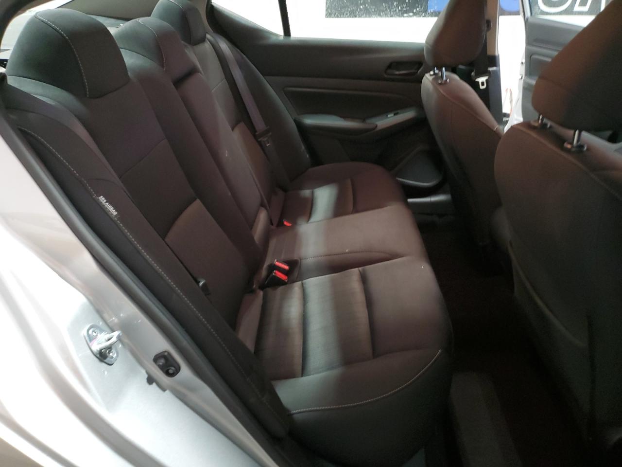 2024 Nissan Altima - Image 10
