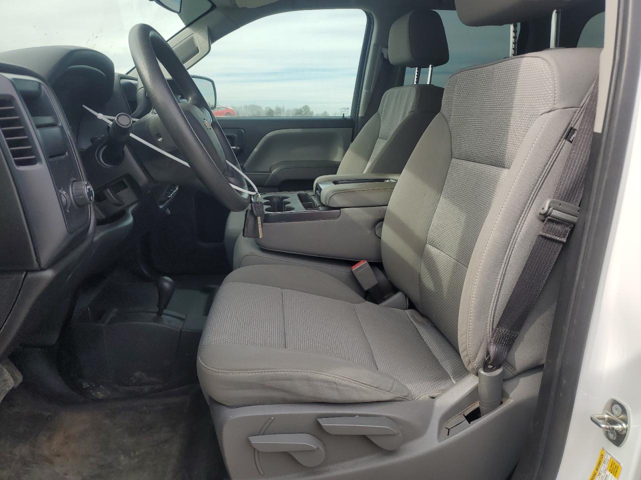 2017 Chevrolet Silverado - Image 7