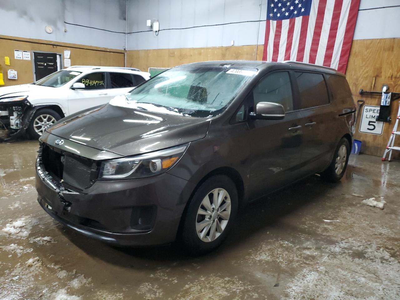 2015 Kia Sedona - Image 1