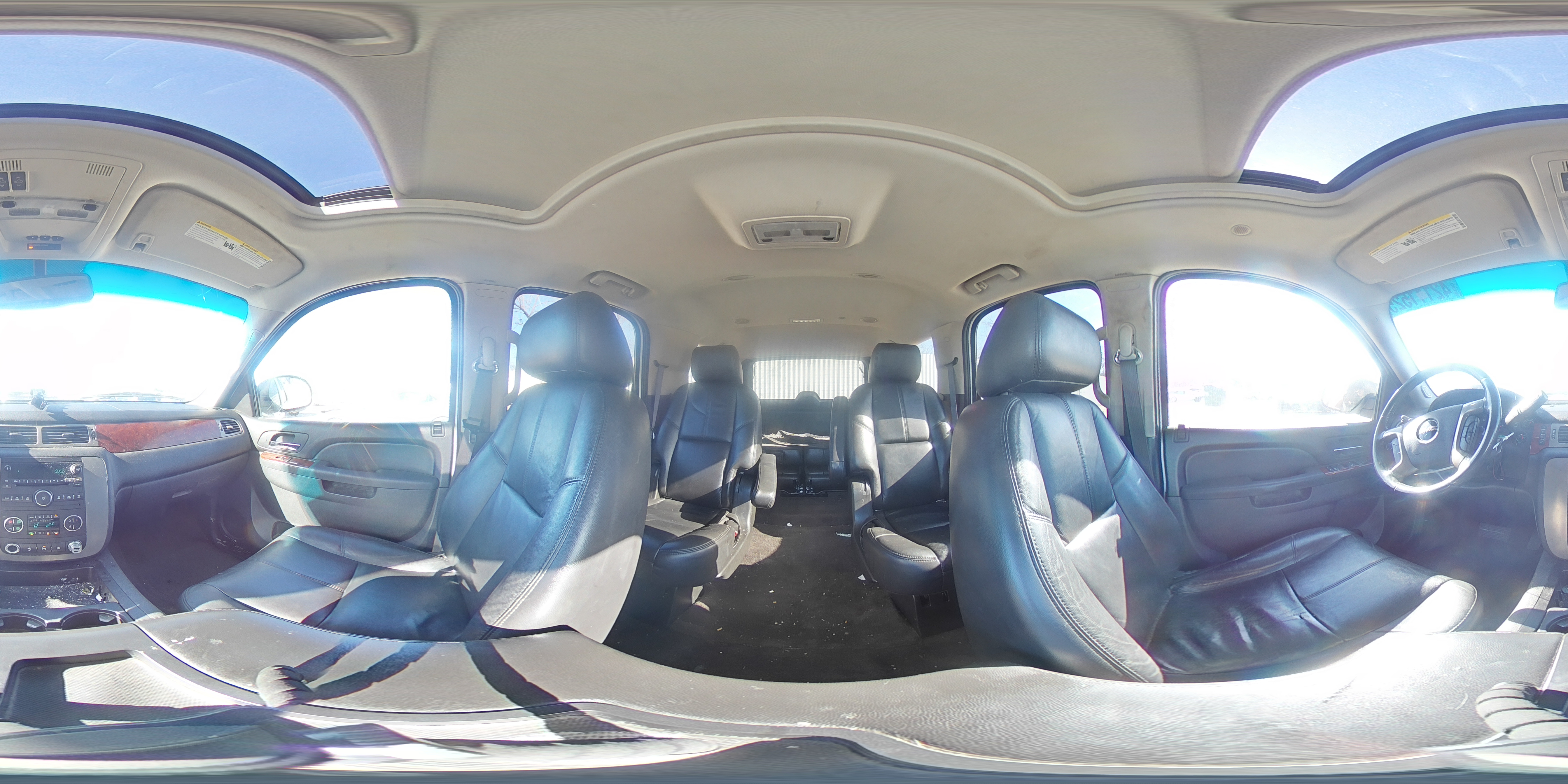 2011 GMC Yukon - Image 13