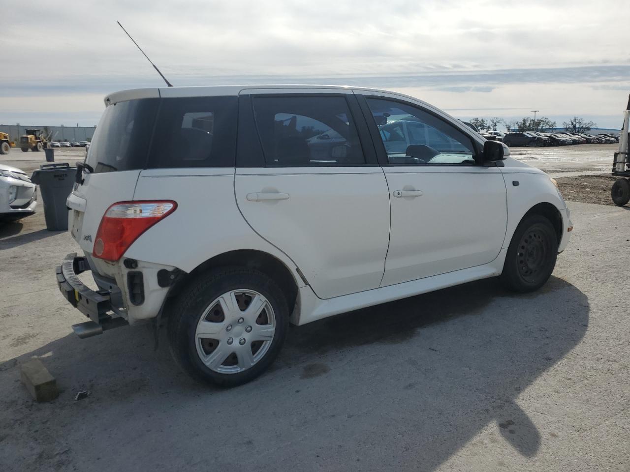2006 Scion xA - Image 3