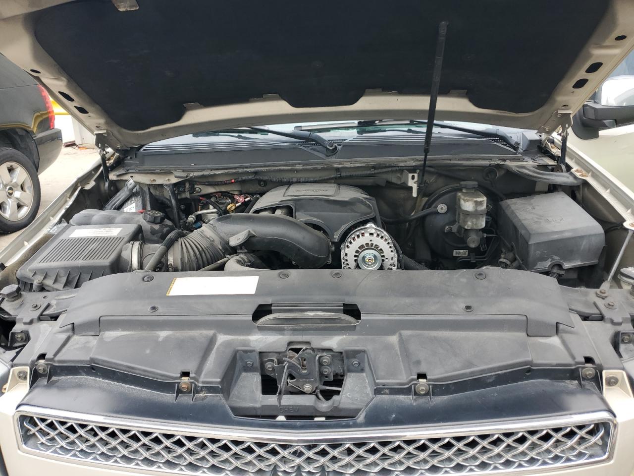 2007 Chevrolet Tahoe - Image 12