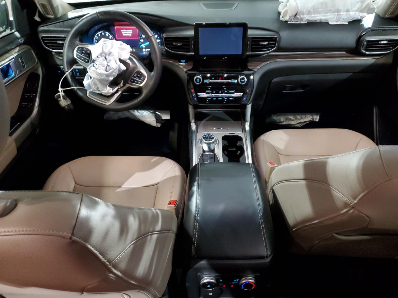 2023 Ford Explorer - Image 8