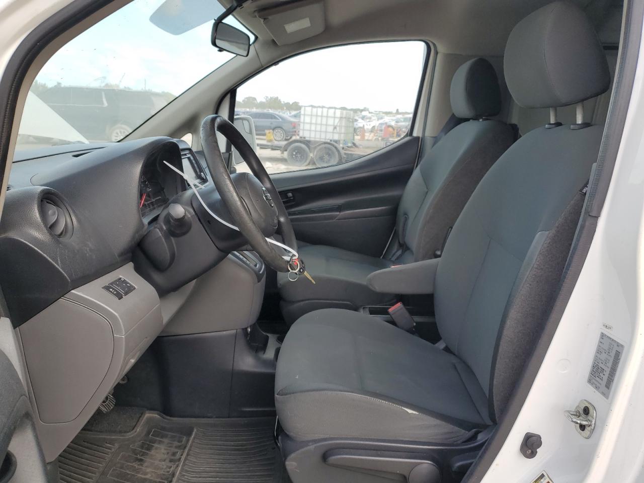 2014 Nissan NV - Image 7