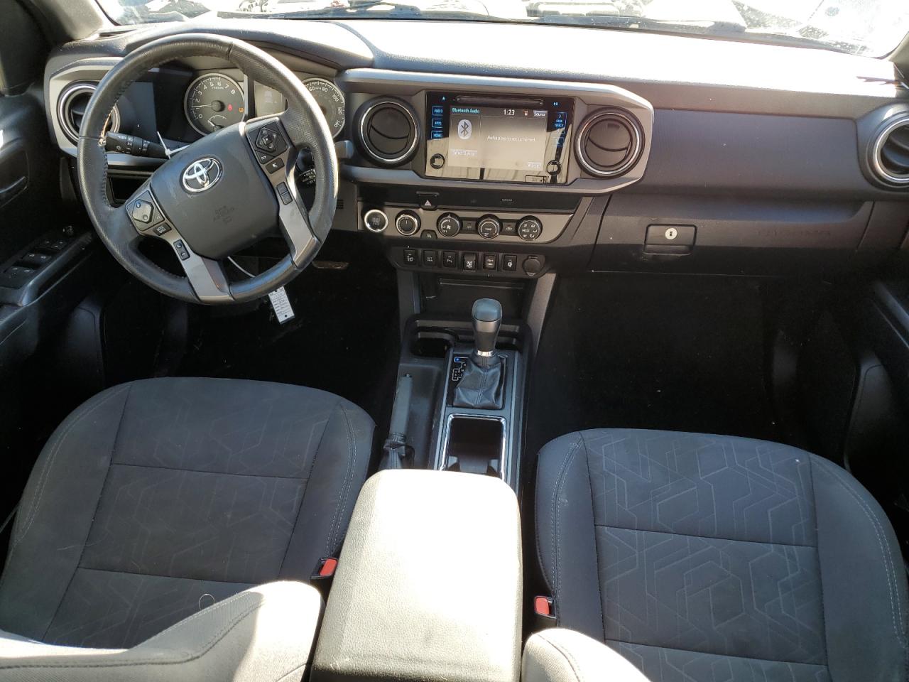 2019 Toyota Tacoma - Image 8