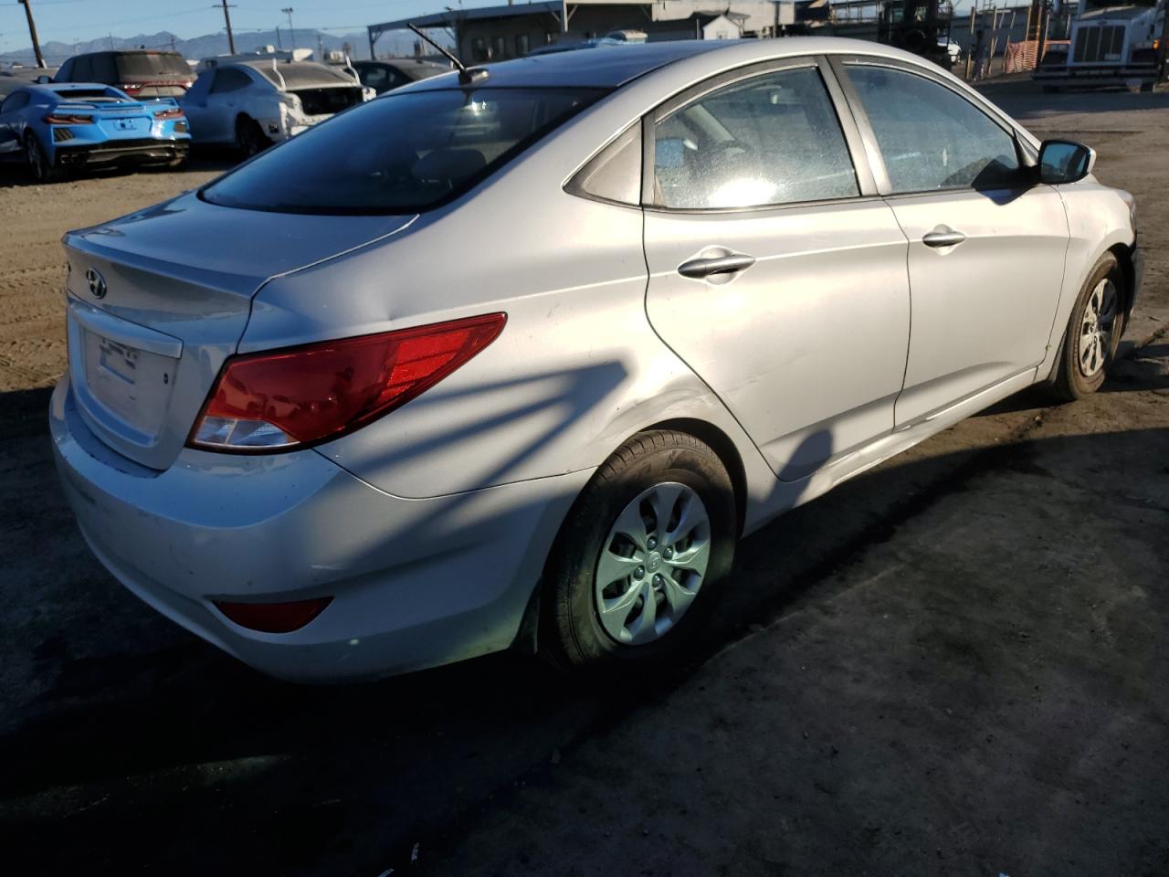 VIN KMHCT4AE8GU084783 2016 HYUNDAI ACCENT no.3