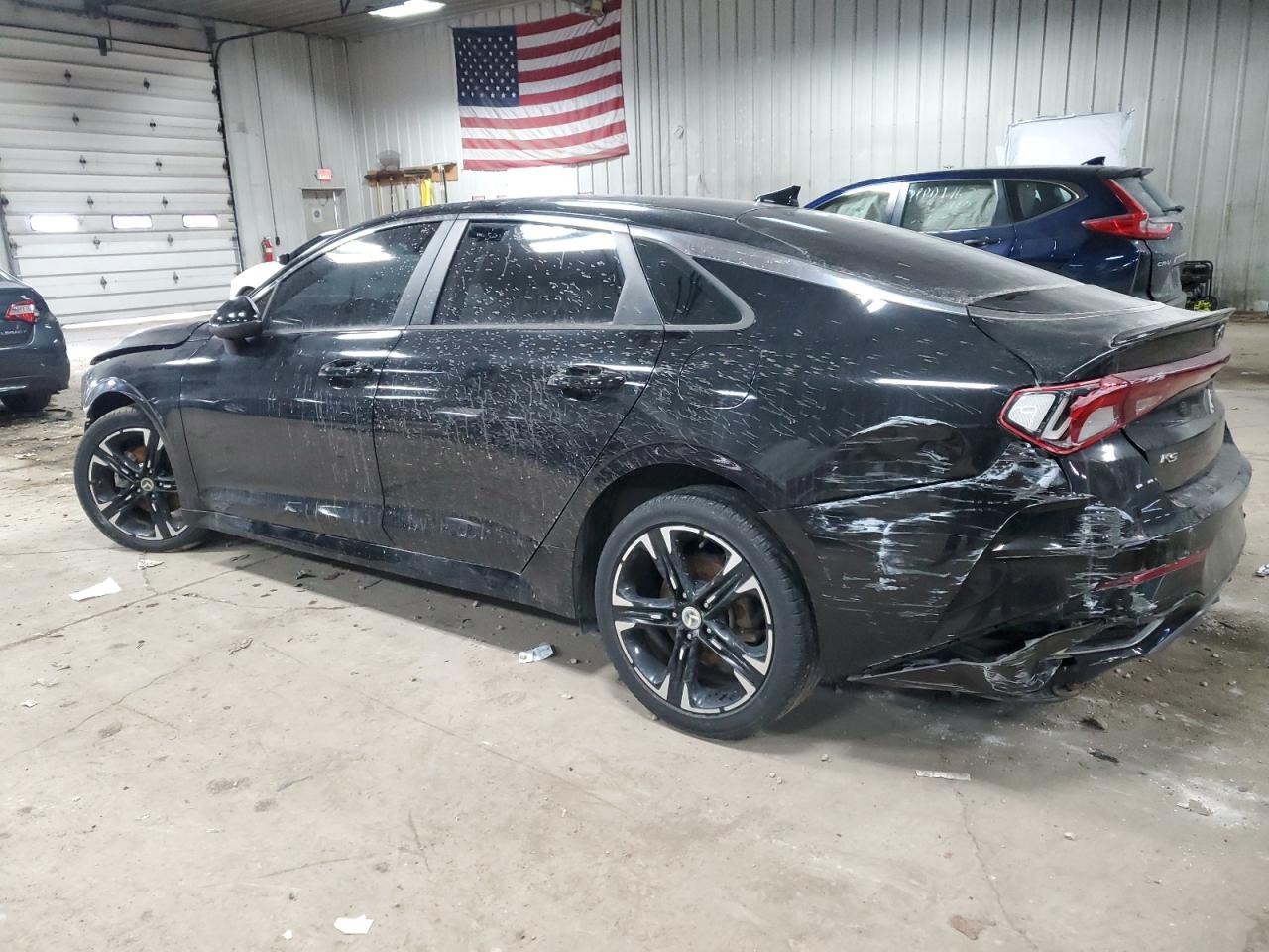 2021 Kia K5 - Image 2