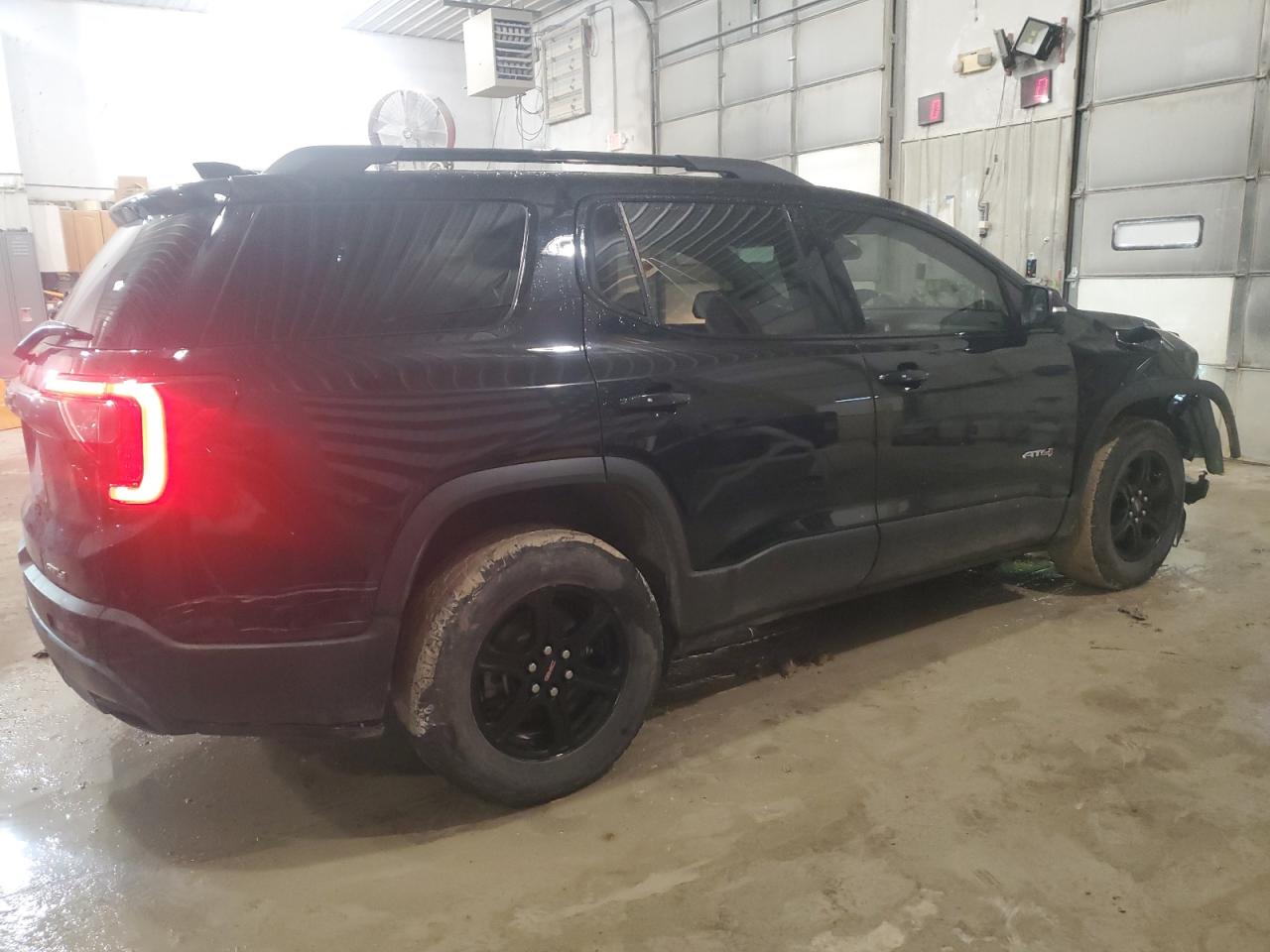 2020 GMC Acadia - Image 3