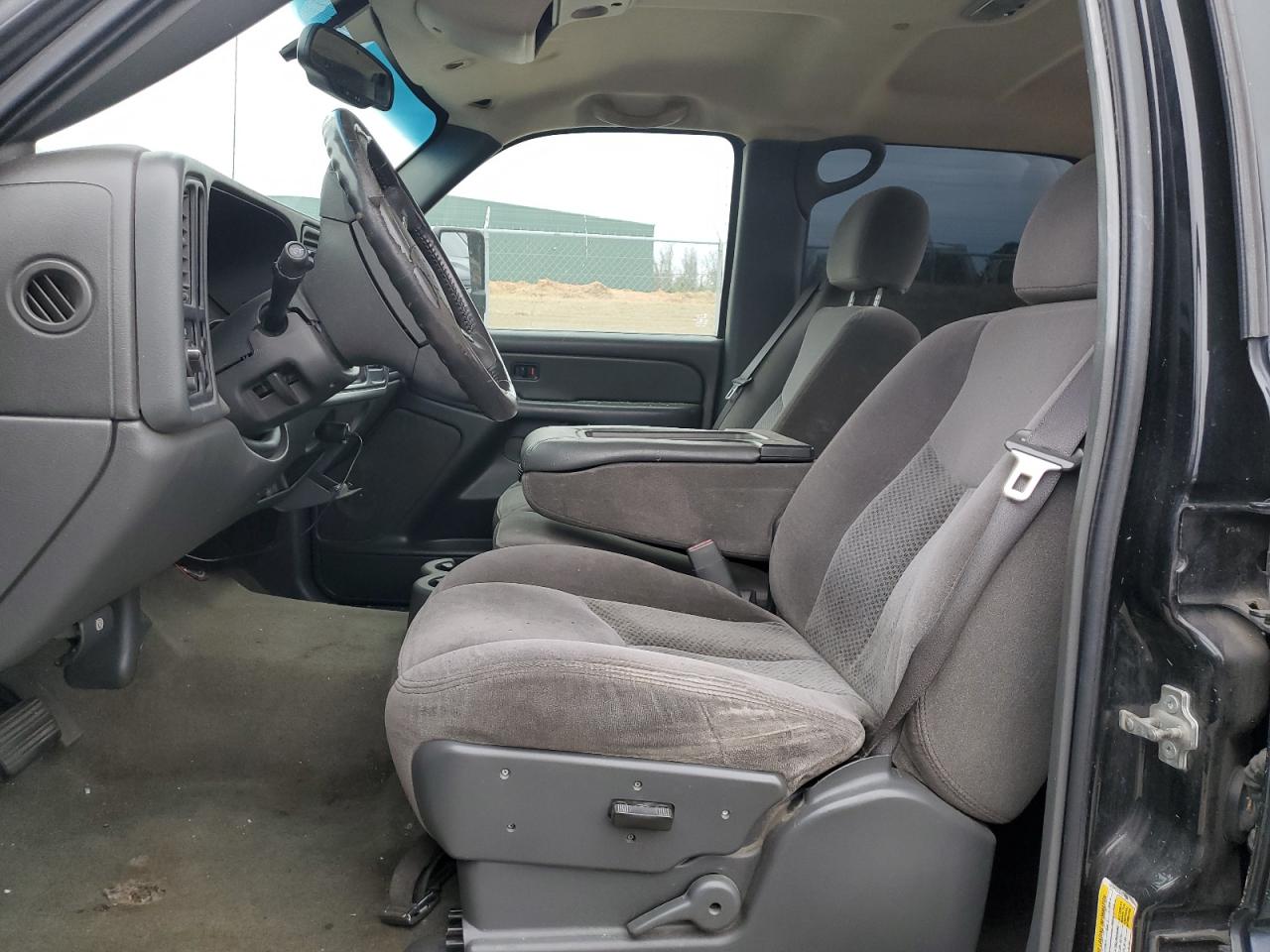 2007 Chevrolet Silverado - Image 7