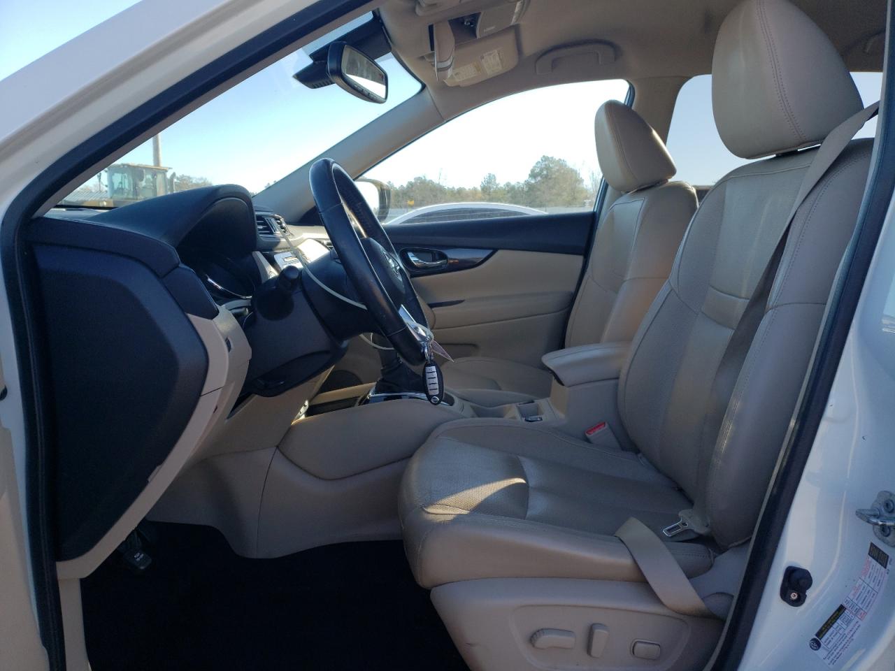 2017 Nissan Rogue - Image 7