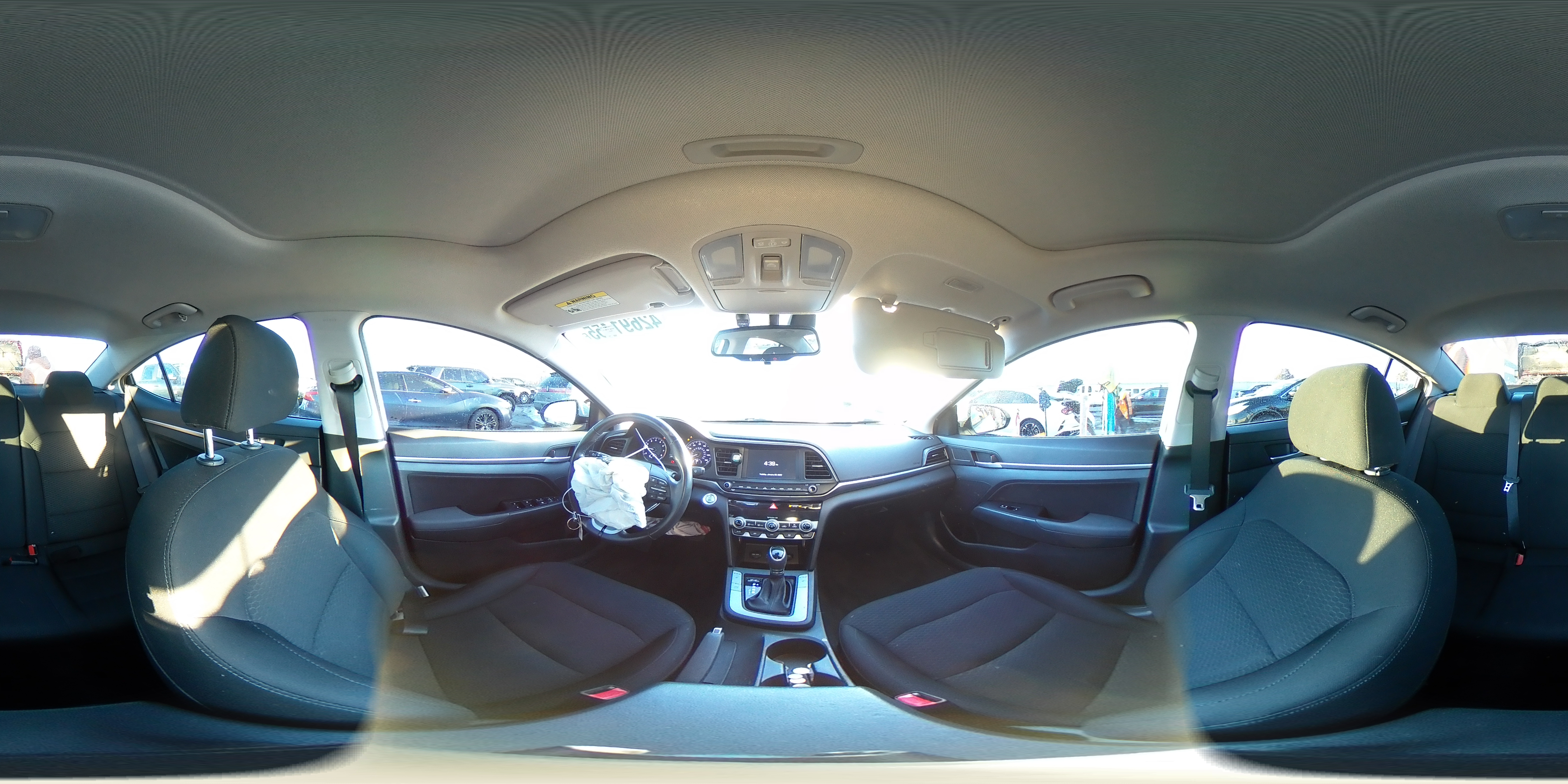 2020 Hyundai Elantra - Image 14