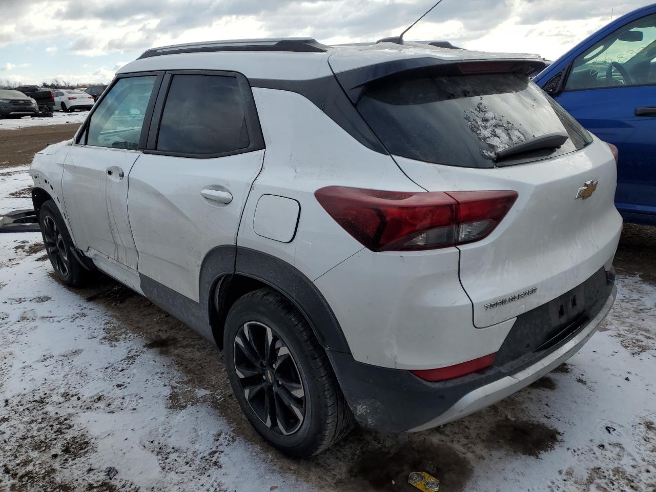 2021 Chevrolet TrailBlazer - Image 2