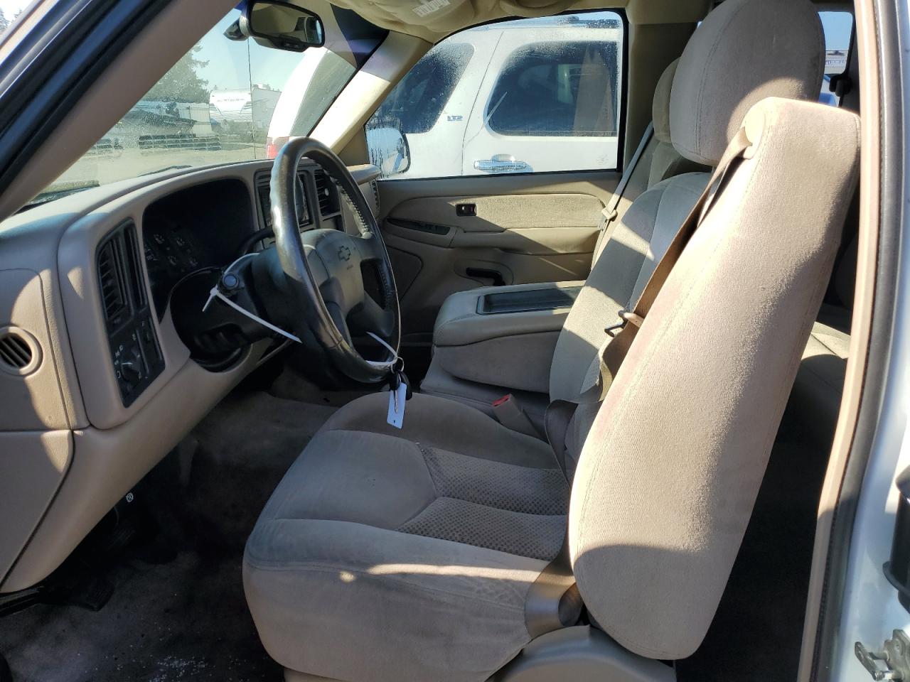 2003 Chevrolet Silverado - Image 7