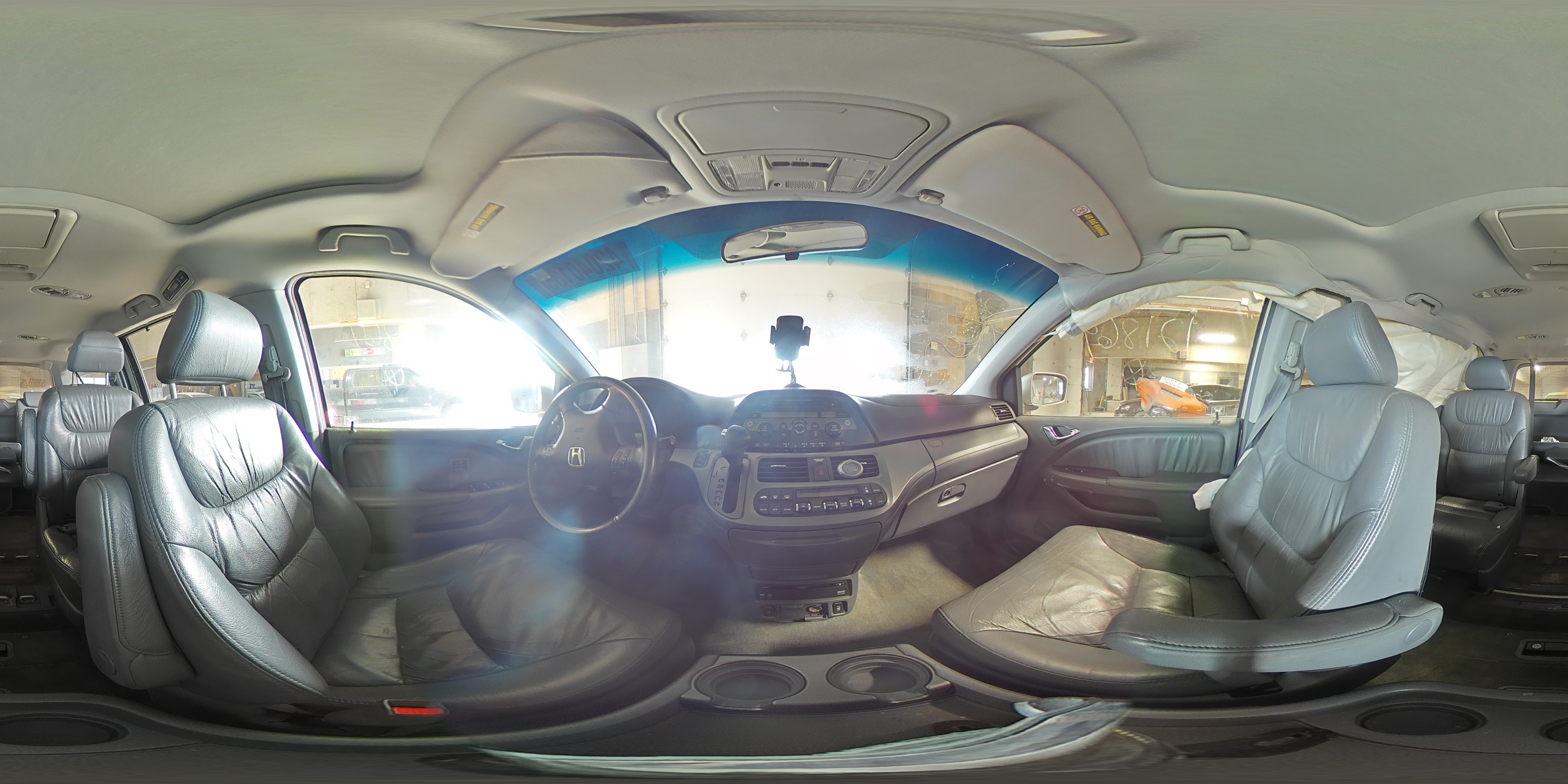 2006 Honda Odyssey - Image 13