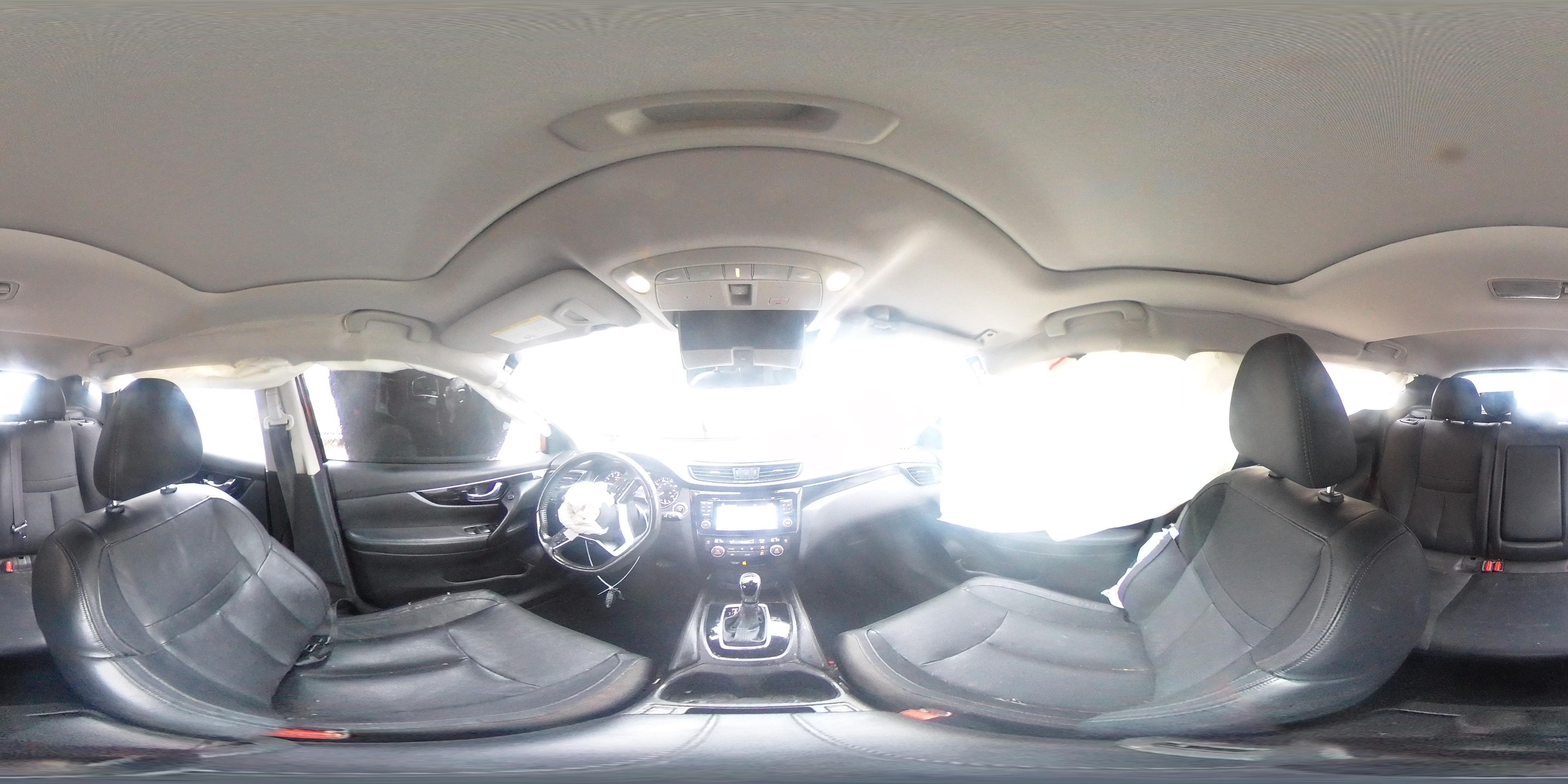 2018 Nissan Rogue - Image 14
